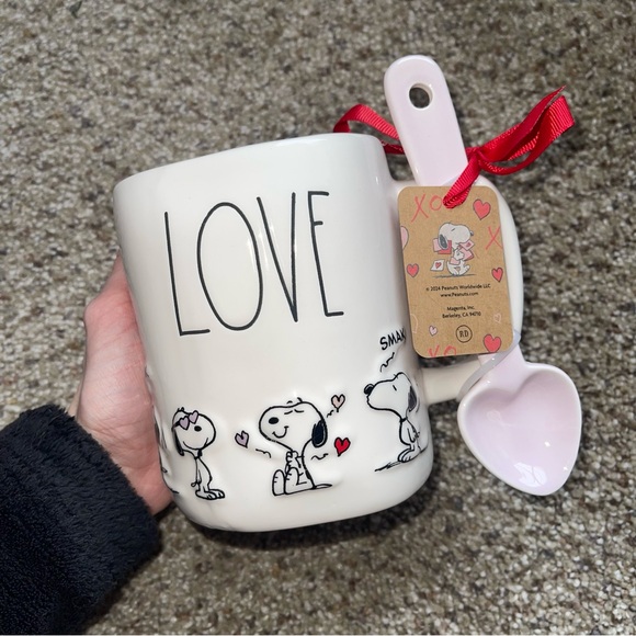 Rae Dunn Snoopy ‘Love’ Mug - Picture 3 of 7